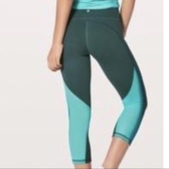 NWT LULULEMON MIX AND MESH CROP TLSH/SRTG/EUCA - Picture 1 of 4